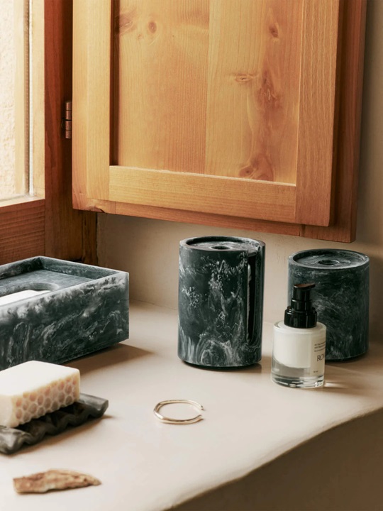 Mist Tissue Box